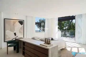 4 bedroom House for Sale in Sierra Blanca-44559