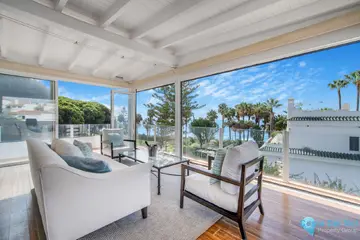 4 bedroom House for Sale in The Golden Mile-44589