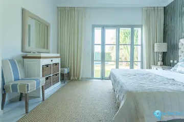 4 bedroom House for Sale in Sierra Blanca-44664