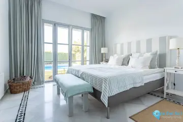4 bedroom House for Sale in Sierra Blanca-44667