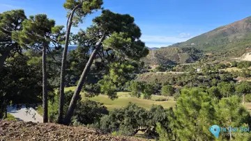 5497m2 Plot for Sale in La Zagaleta-44751