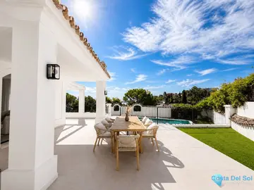 5 bedroom House for Sale in El Madroñal-44774