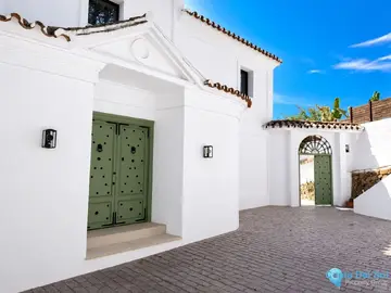5 bedroom House for Sale in El Madroñal-44776