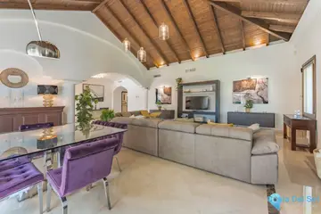 6 bedroom House for Sale in Nueva Andalucía-44909