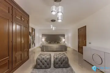 6 bedroom House for Sale in Nueva Andalucía-44917
