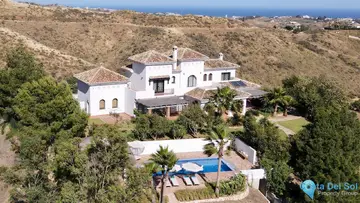 4 bedroom House for Sale in Mijas