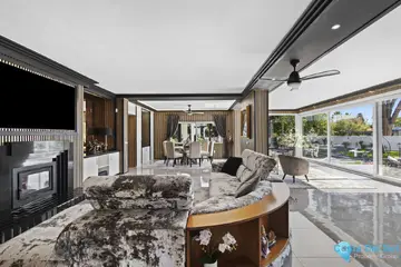 5 bedroom House for Sale in Estepona-45008