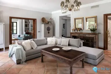 5 bedroom House for Sale in Marbella-45050