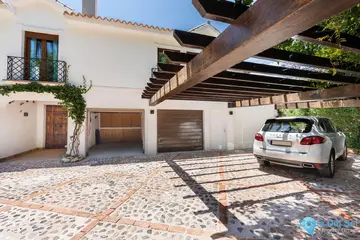 4 bedroom House for Sale in Guadalmina Baja-45073