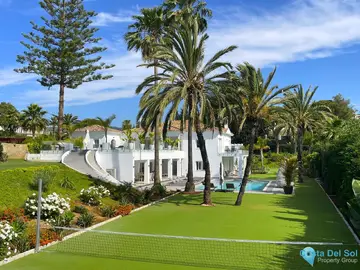 6 bedroom House for Sale in Atalaya-45117