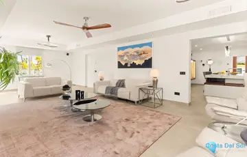 6 bedroom House for Sale in Atalaya-45126