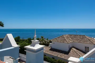 6 bedroom House for Sale in Puerto Banús