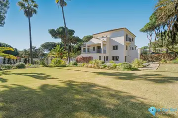 7 bedroom House for Sale in Hacienda Las Chapas-45170