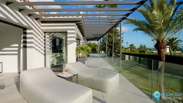 5 bedroom House for Sale in The Golden Mile-45287