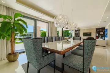 6 bedroom House for Sale in Nueva Andalucía-45309