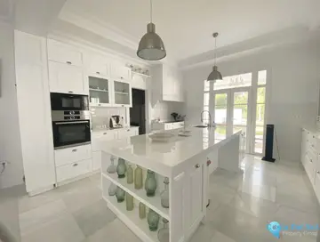 13 bedroom House for Sale in Marbella-45439