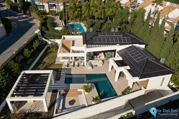 6 bedroom House for Sale in Nueva Andalucía-45488