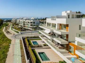 4 bedroom Apartment for Sale in The Golden Mile-45495