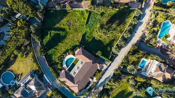 3749m2 Plot for Sale in The Golden Mile-45509