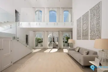 9 bedroom House for Sale in Hacienda Las Chapas-45535