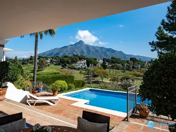 7 bedroom House for Sale in Aloha
