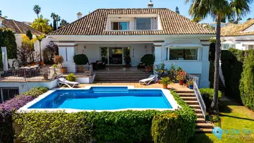 7 bedroom House for Sale in Aloha-45567