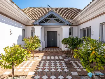 7 bedroom House for Sale in Aloha-45561