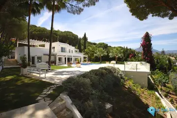 6 bedroom House for Sale in Las Brisas