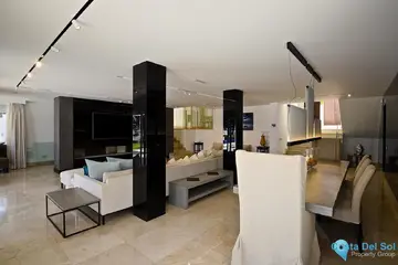 6 bedroom House for Sale in Las Brisas-45614