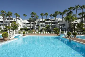 3 bedroom Apartment for Sale in The Golden Mile