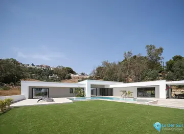 5 bedroom House for Sale in Benalmadena Costa-45757