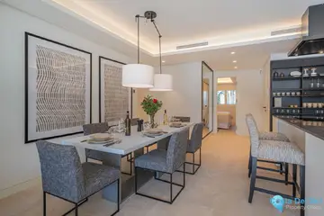 3 bedroom Apartment for Sale in The Golden Mile-45906