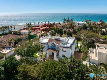 6 bedroom House for Sale in Guadalmina Baja-46042
