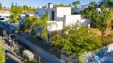 4 bedroom House for Sale in Guadalmina Baja-46193