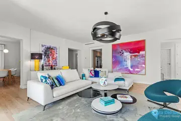 5 bedroom House for Sale in The Golden Mile-46204