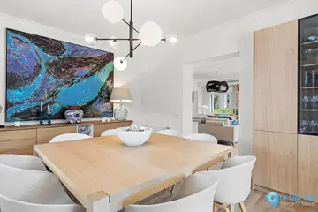 5 bedroom House for Sale in The Golden Mile-46207