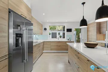 5 bedroom House for Sale in The Golden Mile-46211