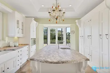 5 bedroom House for Sale in Benahavís-46290