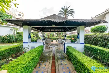 2 bedroom Apartment for Sale in Elviria-17237