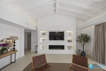 5 bedroom House for Sale in El Paraiso-46433