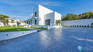 5 bedroom House for Sale in Marbella-46527