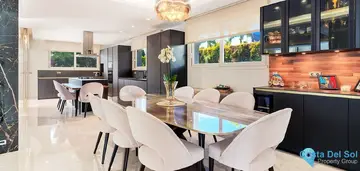 7 bedroom House for Sale in Nueva Andalucía-46717
