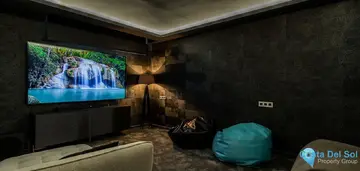 7 bedroom House for Sale in Nueva Andalucía-46719