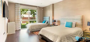 7 bedroom House for Sale in Nueva Andalucía-46721