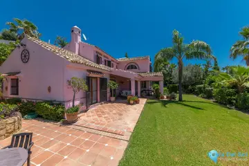 5 bedroom House for Sale in Benahavís-46770