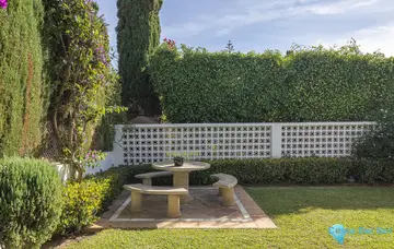 5 bedroom House for Sale in Marbella-46991