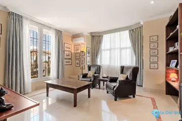 5 bedroom House for Sale in Sierra Blanca-47049