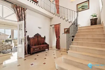 5 bedroom House for Sale in Sierra Blanca-47044