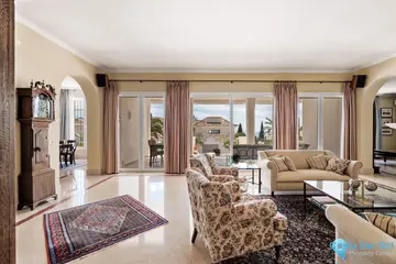 5 bedroom House for Sale in Sierra Blanca-47045