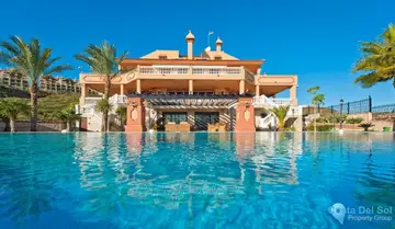 7 bedroom House for Sale in Mijas
